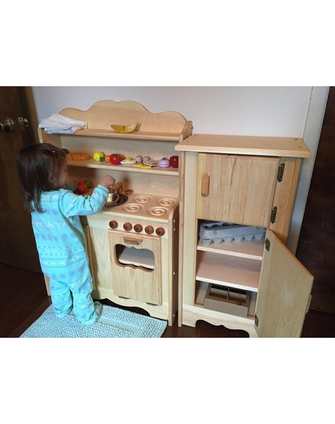 https://elvesandangels.com/cdn/shop/products/Wooden-toy-elves-and-angels-kitchens_1200x.jpg?v=1650972850